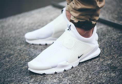 nike dart socks herren|Nike sock dart price.